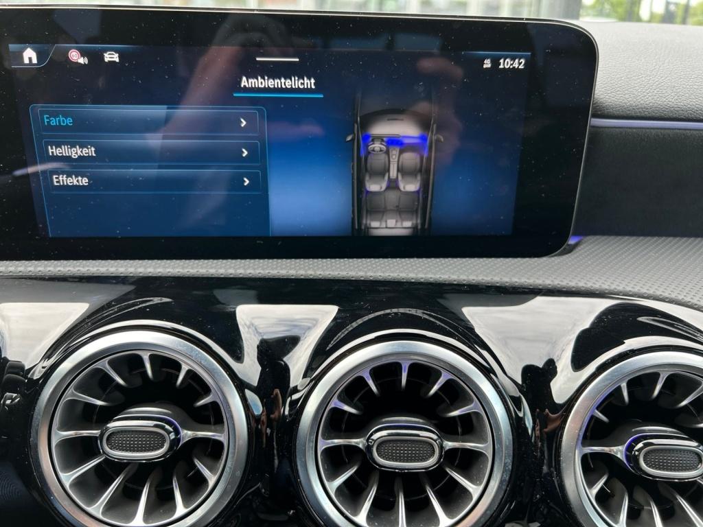 Mercedes-Benz AMG A 35 AMG 4M Limousine /Multibeam/ Mercedes-Benz AMG A 35 AMG 4M Limousine /Multibeam/