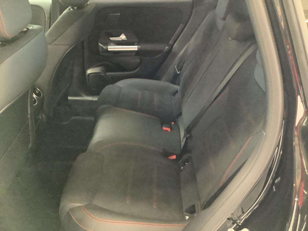 Mercedes-Benz GLA 250 e mit EQ Hybrid AMG+NIGHT+19+MULTIBEAM Mercedes-Benz GLA 250 e mit EQ Hybrid AMG+NIGHT+19+MULTIBEAM