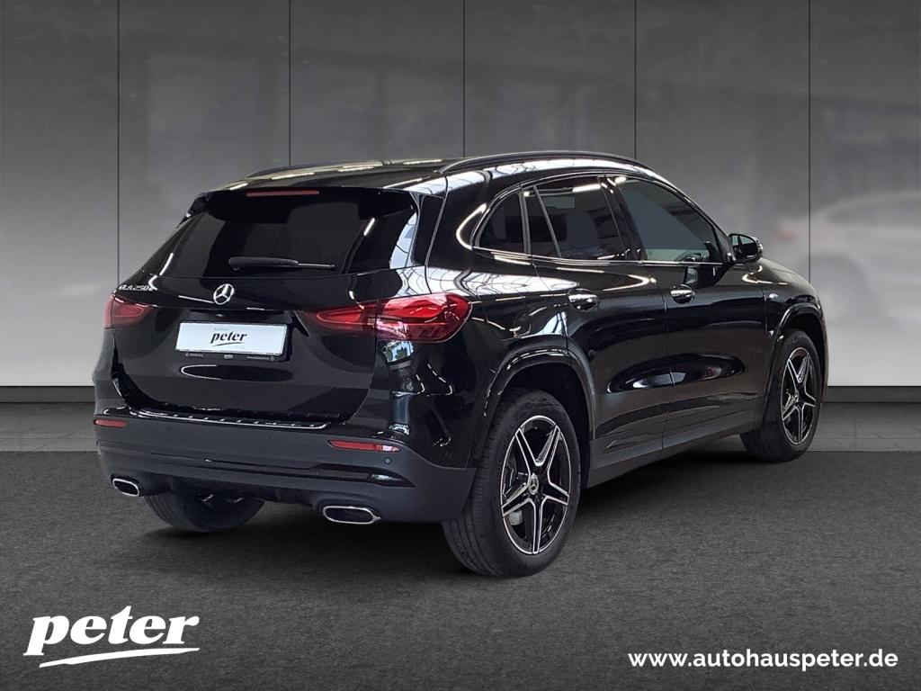 Mercedes-Benz GLA 250 e mit EQ Hybrid AMG+NIGHT+19+MULTIBEAM Mercedes-Benz GLA 250 e mit EQ Hybrid AMG+NIGHT+19+MULTIBEAM