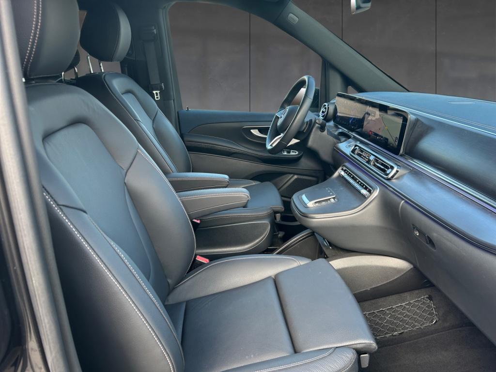 Mercedes-Benz EQV 300 AVANTGARDE AIRMATIC+LEDER Mercedes-Benz EQV 300 AVANTGARDE AIRMATIC+LEDER