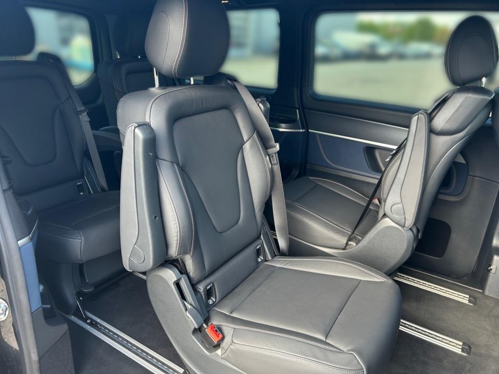 Mercedes-Benz EQV 300 AVANTGARDE AIRMATIC+LEDER Mercedes-Benz EQV 300 AVANTGARDE AIRMATIC+LEDER