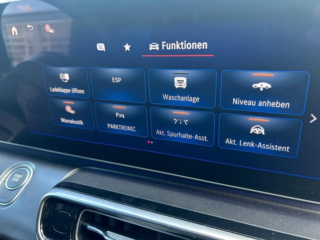 Mercedes-Benz EQV 300 AVANTGARDE AIRMATIC+LEDER Mercedes-Benz EQV 300 AVANTGARDE AIRMATIC+LEDER