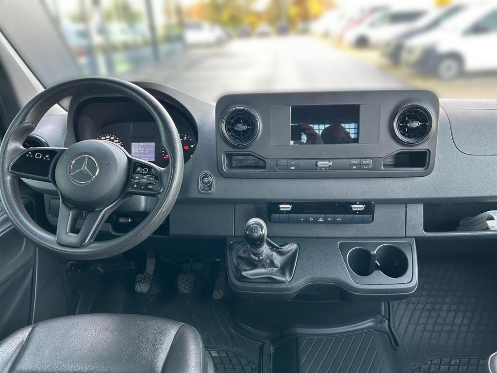 Mercedes-Benz Sprinter 214 CDI Doka Pritsche MBUX+AHK+Klima Mercedes-Benz Sprinter 214 CDI Doka Pritsche MBUX+AHK+Klima