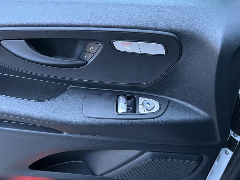 Mercedes-Benz Vito 116 CDI Kasten Lang 9GT+AHK+MBUX+KAMERA Mercedes-Benz Vito 116 CDI Kasten Lang 9GT+AHK+MBUX+KAMERA