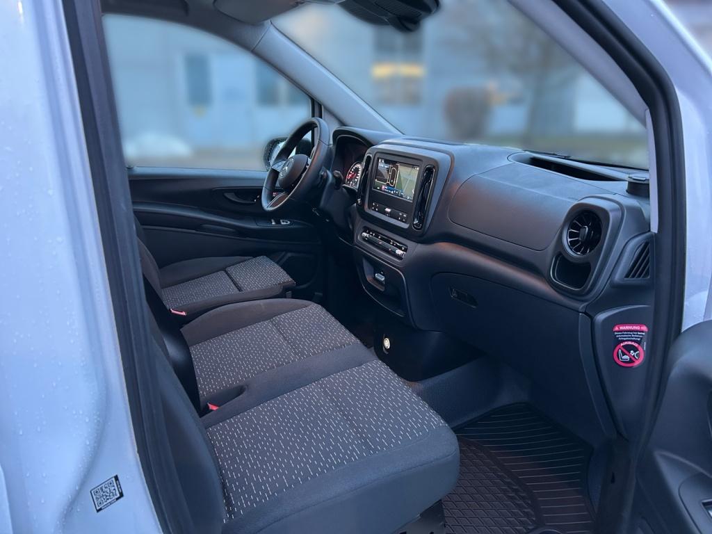Mercedes-Benz Vito 116 CDI Kasten Lang 9GT+AHK+MBUX+KAMERA Mercedes-Benz Vito 116 CDI Kasten Lang 9GT+AHK+MBUX+KAMERA