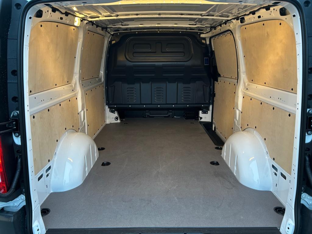 Mercedes-Benz Vito 116 CDI Kasten Lang 9GT+AHK+MBUX+KAMERA Mercedes-Benz Vito 116 CDI Kasten Lang 9GT+AHK+MBUX+KAMERA