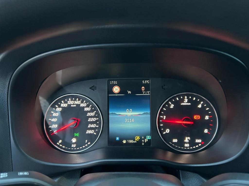 Mercedes-Benz Vito 116 CDI Kasten Lang 9GT+AHK+MBUX+KAMERA Mercedes-Benz Vito 116 CDI Kasten Lang 9GT+AHK+MBUX+KAMERA