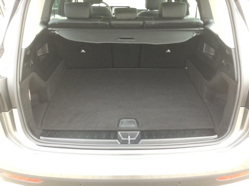 Mercedes-Benz GLB 220 d 4MATIC Progressive, AHV, Fahrassistenz Mercedes-Benz GLB 220 d 4MATIC Progressive, AHV, Fahrassistenz