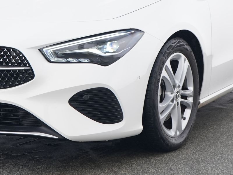 Mercedes-Benz CLA 180 Shooting Brake Progressive, AHV, Memory Mercedes-Benz CLA 180 Shooting Brake Progressive, AHV, Memory