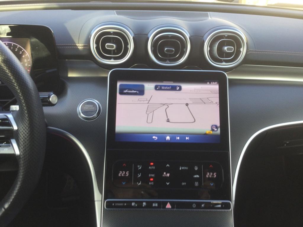 Mercedes-Benz C 300 e AMG, AHV, Panoramdach Mercedes-Benz C 300 e AMG, AHV, Panoramdach