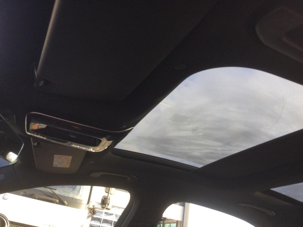 Mercedes-Benz C 300 e AMG, AHV, Panoramdach Mercedes-Benz C 300 e AMG, AHV, Panoramdach