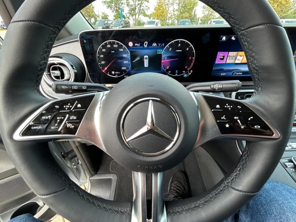 Mercedes-Benz V 220 d STYLE Kompakt 9GT+AHK+DISTR+KAMERA+LED Mercedes-Benz V 220 d STYLE Kompakt 9GT+AHK+DISTR+KAMERA+LED