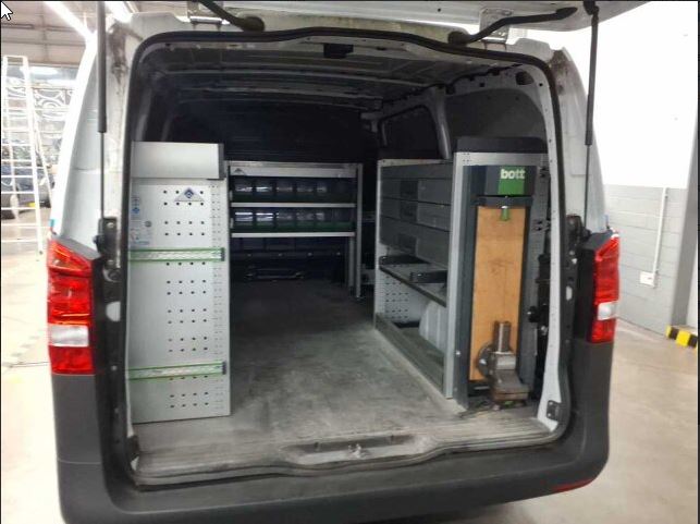 Mercedes-Benz Vito 110 CDI Kasten Pro Regalsysteme KLIMA+KAM Mercedes-Benz Vito 110 CDI Kasten Pro Regalsysteme KLIMA+KAM