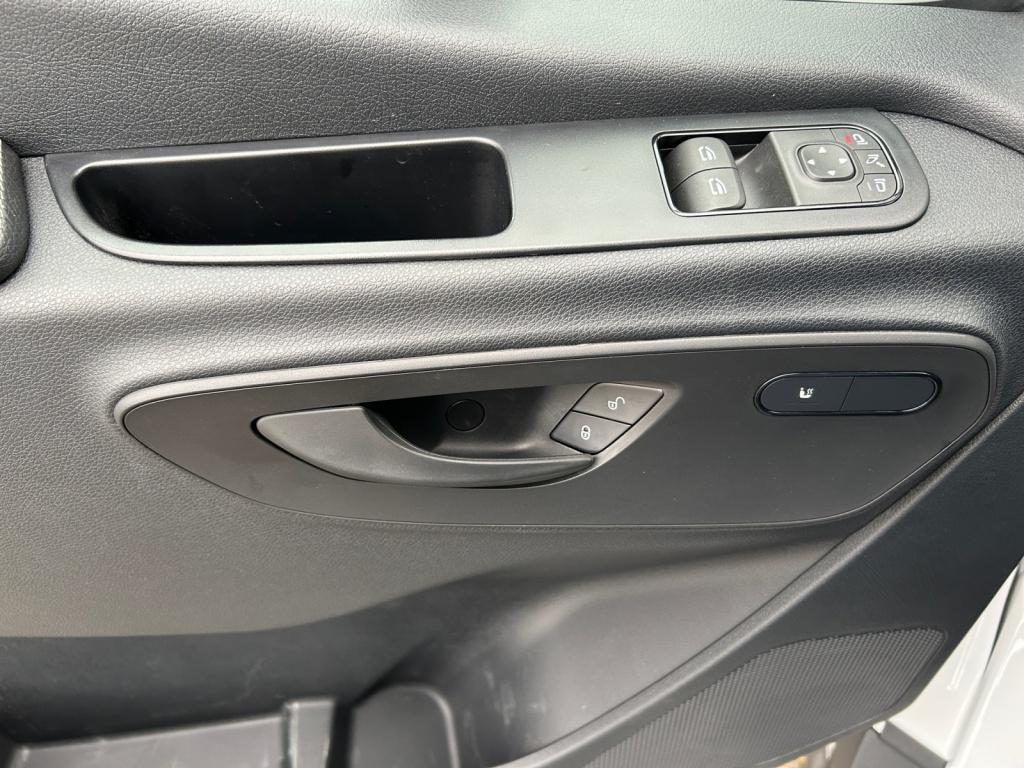 Mercedes-Benz Sprinter 319 CDI Kasten PRO HD 9GT+KLIMA+AHK+KAMERA Mercedes-Benz Sprinter 319 CDI Kasten PRO HD 9GT+KLIMA+AHK+KAMERA