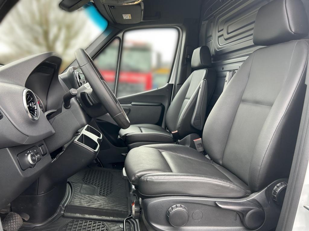 Mercedes-Benz Sprinter 319 CDI Kasten PRO HD 9GT+KLIMA+AHK+KAMERA Mercedes-Benz Sprinter 319 CDI Kasten PRO HD 9GT+KLIMA+AHK+KAMERA