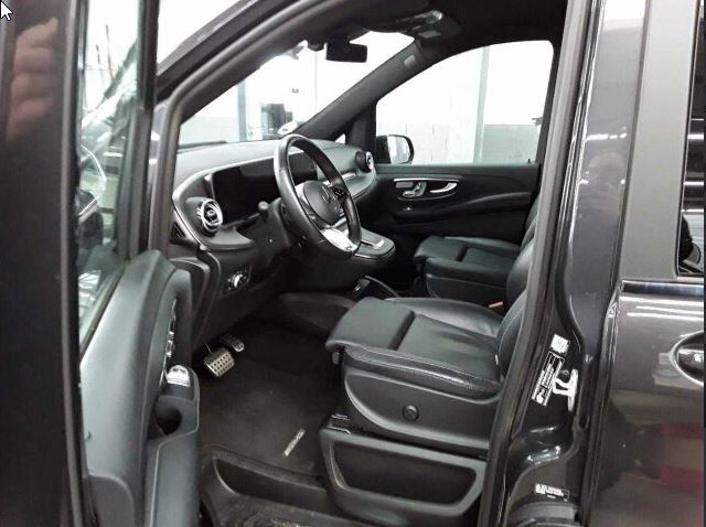 Mercedes-Benz V 300 d AVANTGARDE AMG PANO+STHZG+AHK+TISCH Mercedes-Benz V 300 d AVANTGARDE AMG PANO+STHZG+AHK+TISCH