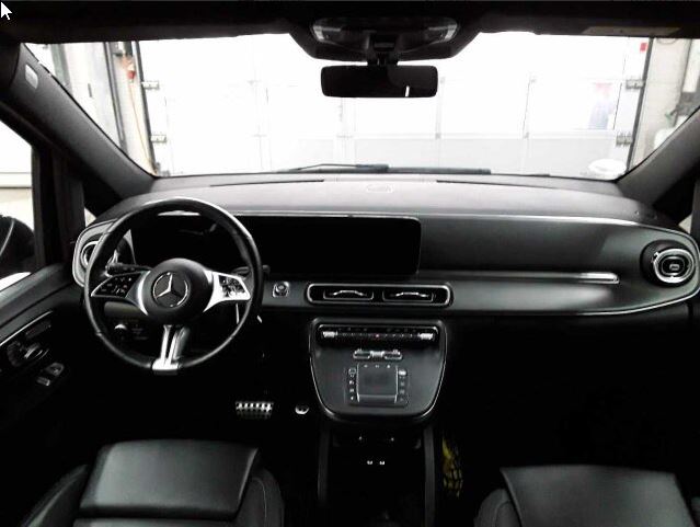 Mercedes-Benz V 300 d AVANTGARDE AMG PANO+STHZG+AHK+TISCH Mercedes-Benz V 300 d AVANTGARDE AMG PANO+STHZG+AHK+TISCH