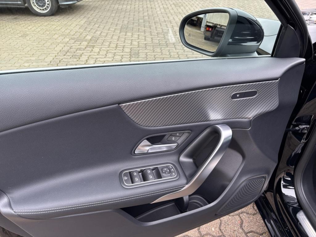 Mercedes-Benz A 180 Kompaktlimousine Progressive, Multibeam Mercedes-Benz A 180 Kompaktlimousine Progressive, Multibeam