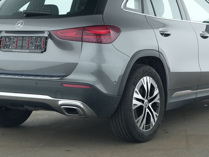 Mercedes-Benz GLA 180 Progressive, AHV, Winter Paket Mercedes-Benz GLA 180 Progressive, AHV, Winter Paket