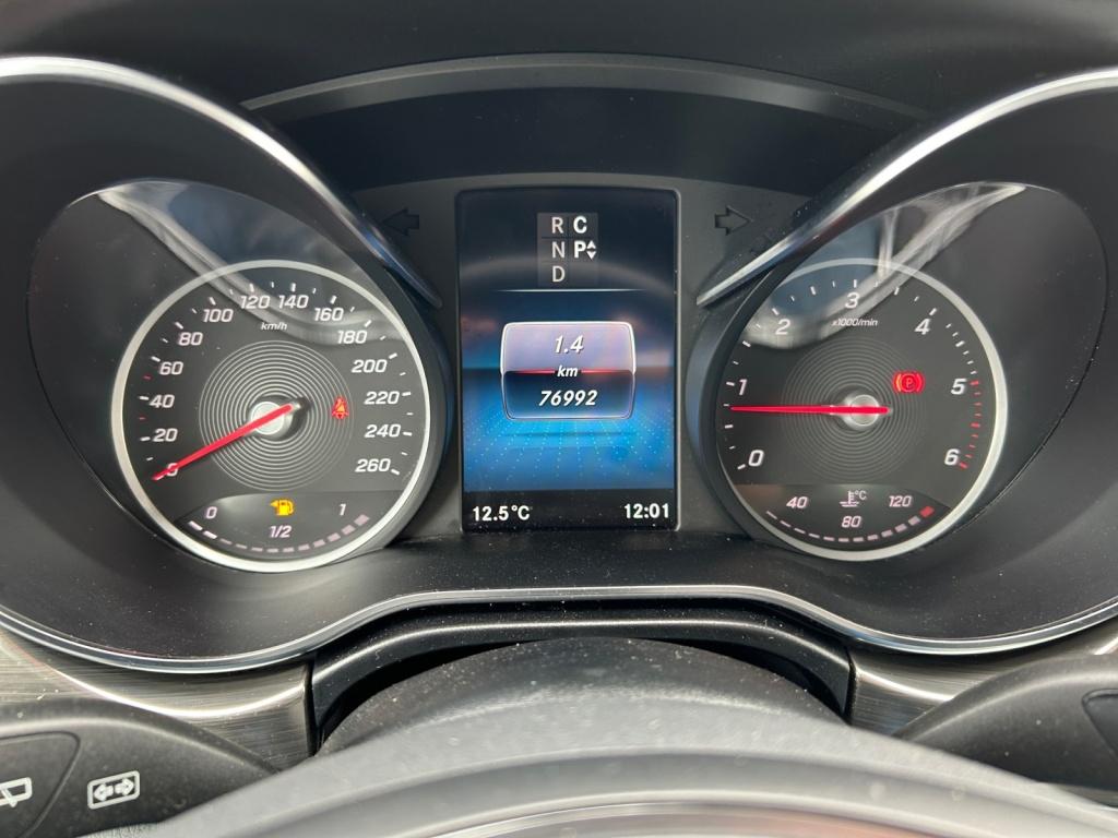 Mercedes-Benz V 300 d 4MATIC EXCLUSIVE EDITION AMG STHZG+LED+Kamera+Pano Mercedes-Benz V 300 d 4MATIC EXCLUSIVE EDITION AMG STHZG+LED+Kamera+Pano