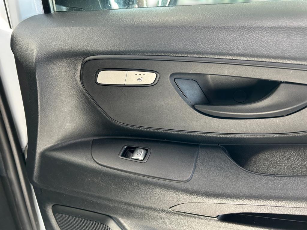 Mercedes-Benz Vito 116 CDI Kasten NEUES MODELL 9GT+MBUX+KAMERA+NAVI Mercedes-Benz Vito 116 CDI Kasten NEUES MODELL 9GT+MBUX+KAMERA+NAVI