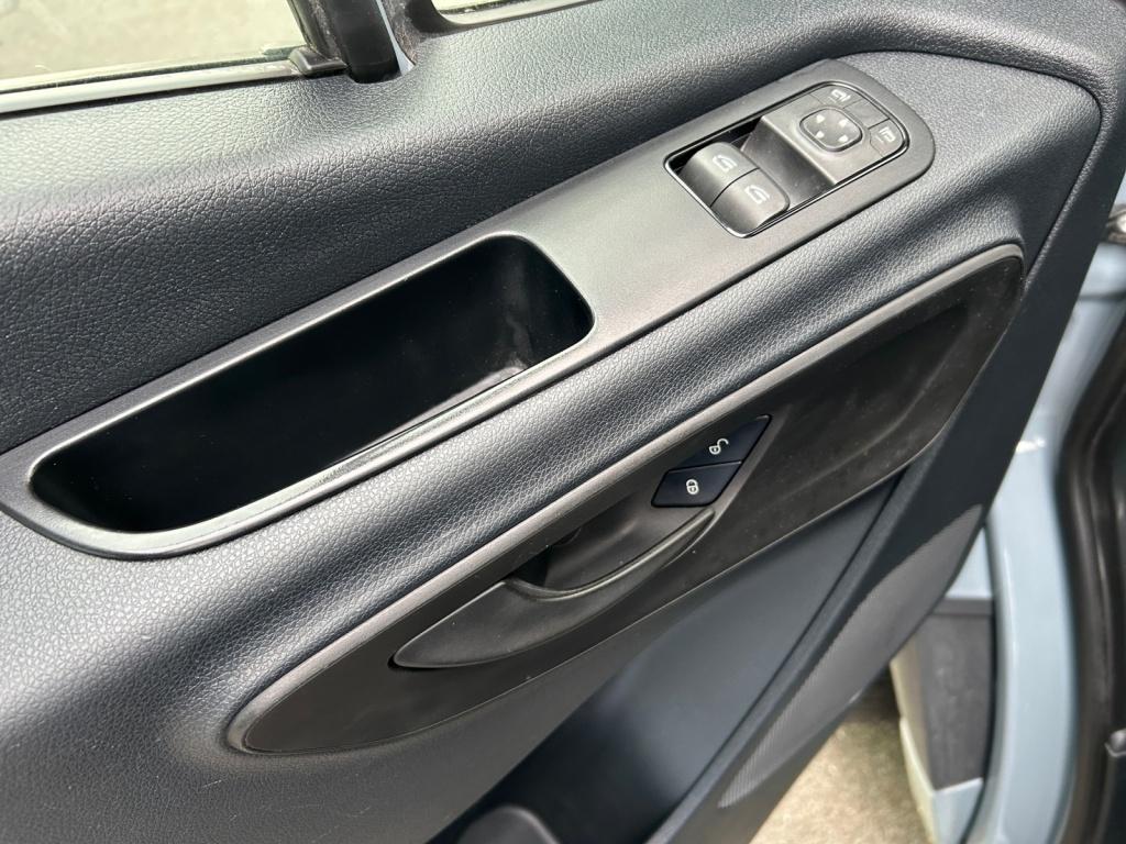 Mercedes-Benz Sprinter 211 CDI Kasten Hochdach Standard Klima Mercedes-Benz Sprinter 211 CDI Kasten Hochdach Standard Klima