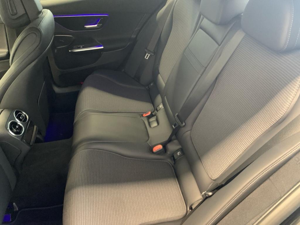 Mercedes-Benz C 180 T-Modell Avantgarde, AHV, Soundsystem Mercedes-Benz C 180 T-Modell Avantgarde, AHV, Soundsystem