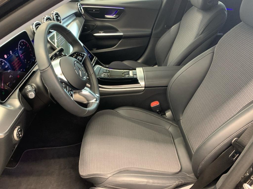 Mercedes-Benz C 180 T-Modell Avantgarde, AHV, Soundsystem Mercedes-Benz C 180 T-Modell Avantgarde, AHV, Soundsystem