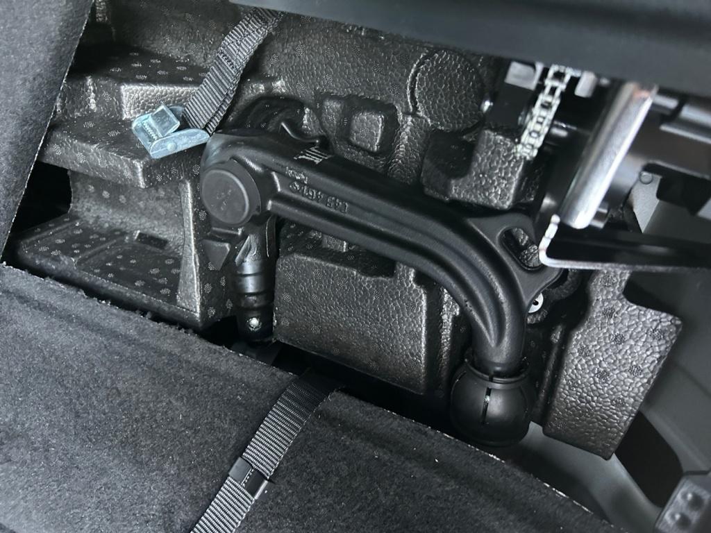 Mercedes-Benz V 250 d STYLE Lang 9GT+LED+DISTR+AHK+NAVI+KAM Mercedes-Benz V 250 d STYLE Lang 9GT+LED+DISTR+AHK+NAVI+KAM