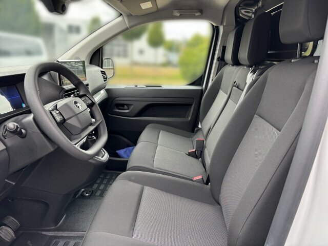 Opel Vivaro 1.5 D L 3-Sitzer Klima Holzboden Verfügbar ab 25.03.2026 Opel Vivaro 1.5 D L 3-Sitzer Klima Holzboden Verfügbar ab 25.03.2026