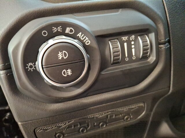 Jeep WRANGLER ICE MY25 Sahara 2.0lT-GDI 4x4 AT8 Jeep WRANGLER ICE MY25 Sahara 2.0lT-GDI 4x4 AT8