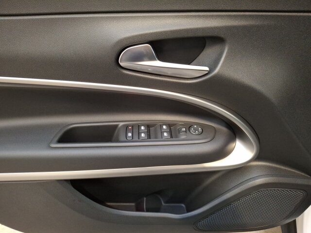 Jeep Avenger 1.2l Mild-Hybrid Summit 48V FWD 110PS Jeep Avenger 1.2l Mild-Hybrid Summit 48V FWD 110PS