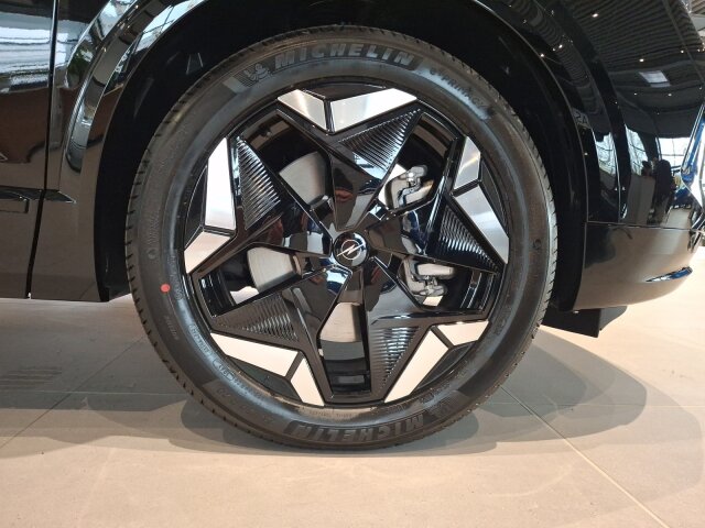 Opel Grandland Electric Ultimate AWD 73kWh Opel Grandland Electric Ultimate AWD 73kWh