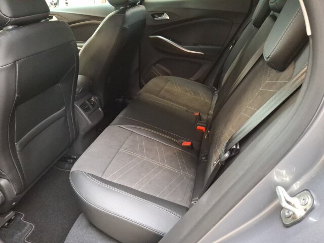 Opel Grandland 1.2 Turbo GS Line Automatik Alcantara Allwetter Opel Grandland 1.2 Turbo GS Line Automatik Alcantara Allwetter