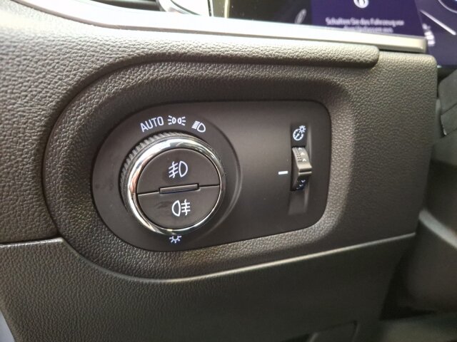 Opel Grandland 1.2 Turbo GS Line Automatik Alcantara Allwetter Opel Grandland 1.2 Turbo GS Line Automatik Alcantara Allwetter