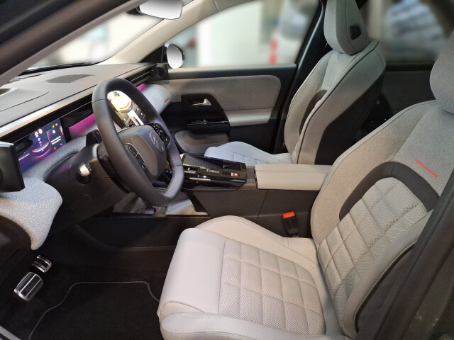 Citroën C5 Aircross MAX 145 +Pano-Dach+Navi+360°Kamera+ Citroën C5 Aircross MAX 145 +Pano-Dach+Navi+360°Kamera+