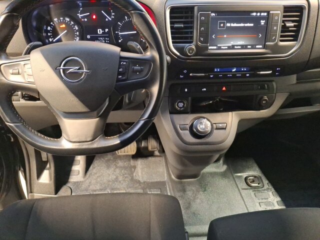 Opel Vivaro Cargo 2.0 D L Elegance 3-Sitzer Automatik Frontbügel Navi 177PS Opel Vivaro Cargo 2.0 D L Elegance 3-Sitzer Automatik Frontbügel Navi 177PS