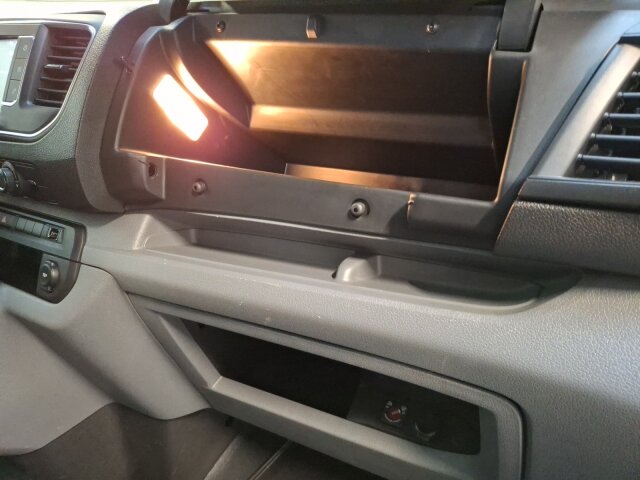 Opel Vivaro 1.5 D L 9-Sitzer Klima Audiosystem Allwetter Opel Vivaro 1.5 D L 9-Sitzer Klima Audiosystem Allwetter