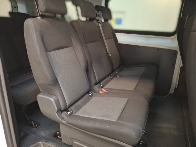 Opel Vivaro 1.5 D L 9-Sitzer Klima Audiosystem Allwetter Opel Vivaro 1.5 D L 9-Sitzer Klima Audiosystem Allwetter