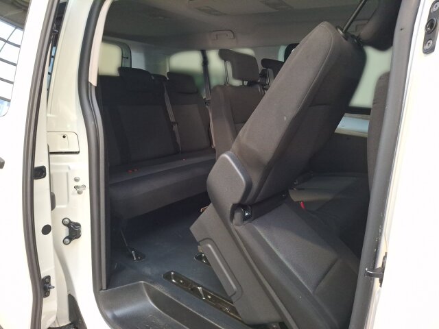 Opel Vivaro 1.5 D L 9-Sitzer Klima Audiosystem Allwetter Opel Vivaro 1.5 D L 9-Sitzer Klima Audiosystem Allwetter