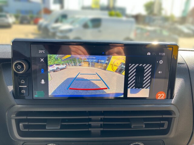 Opel Vivaro 1.5 D DoKa Flexspace M AHZV Allwetter Opel Vivaro 1.5 D DoKa Flexspace M AHZV Allwetter