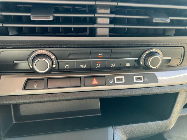 Opel Vivaro 1.5 D DoKa Flexspace M AHZV Allwetter Opel Vivaro 1.5 D DoKa Flexspace M AHZV Allwetter