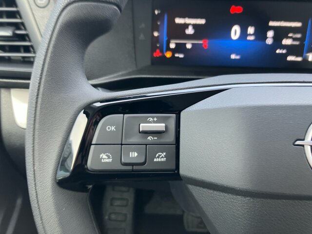 Opel Vivaro 2.2 D XL L3 +Kamera+3-Zonen-Klima+ Opel Vivaro 2.2 D XL L3 +Kamera+3-Zonen-Klima+