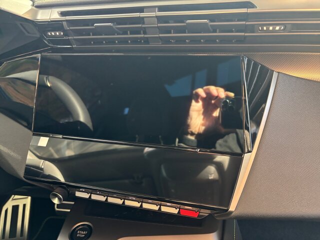 Peugeot 308 SW GT 145 Facelift+Alcantara+360°Kamera+LED+ Peugeot 308 SW GT 145 Facelift+Alcantara+360°Kamera+LED+