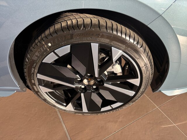 Peugeot 308 SW GT 145 Facelift+Alcantara+360°Kamera+LED+ Peugeot 308 SW GT 145 Facelift+Alcantara+360°Kamera+LED+