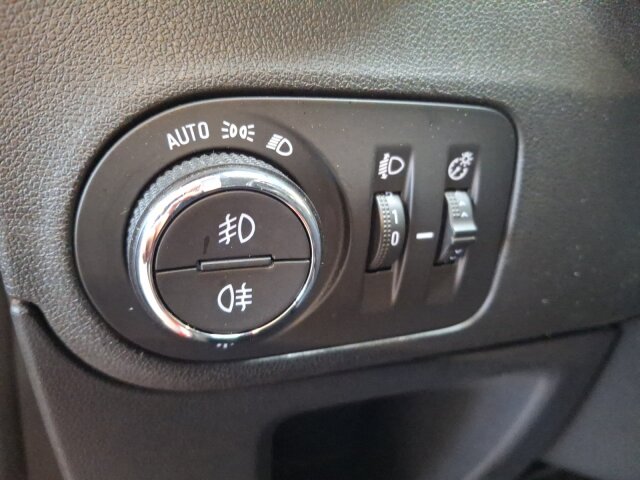 Opel Crossland X 1.2 Turbo Innovation Automatik Sitzheizung Opel Crossland X 1.2 Turbo Innovation Automatik Sitzheizung