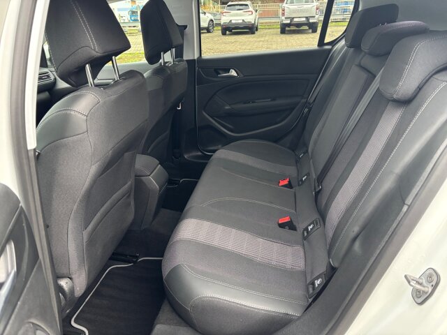 Peugeot 308 1.2 PureTech 130 Allure Peugeot 308 1.2 PureTech 130 Allure