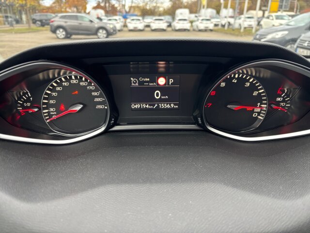 Peugeot 308 1.2 PureTech 130 Allure Peugeot 308 1.2 PureTech 130 Allure