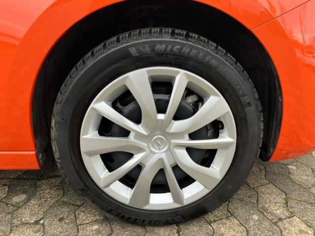 Opel Corsa F e Edition Automatik Klimaautomatik Sitzheizung Opel Corsa F e Edition Automatik Klimaautomatik Sitzheizung