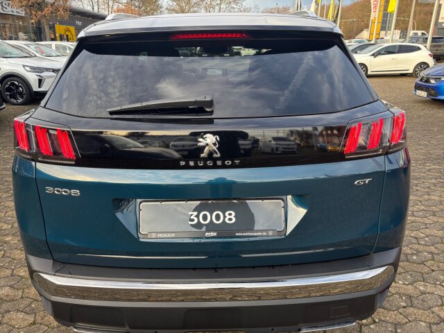 Peugeot 3008 1.2 PT 130 GT EAT8 Navi+Grip+SHZ+kamera Peugeot 3008 1.2 PT 130 GT EAT8 Navi+Grip+SHZ+kamera